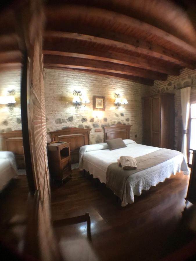 Отель Hospederia Casa De Cisneros Толедо Экстерьер фото