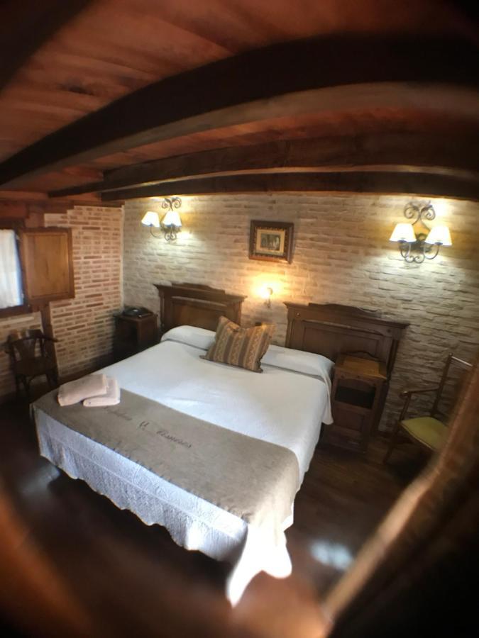 Отель Hospederia Casa De Cisneros Толедо Экстерьер фото
