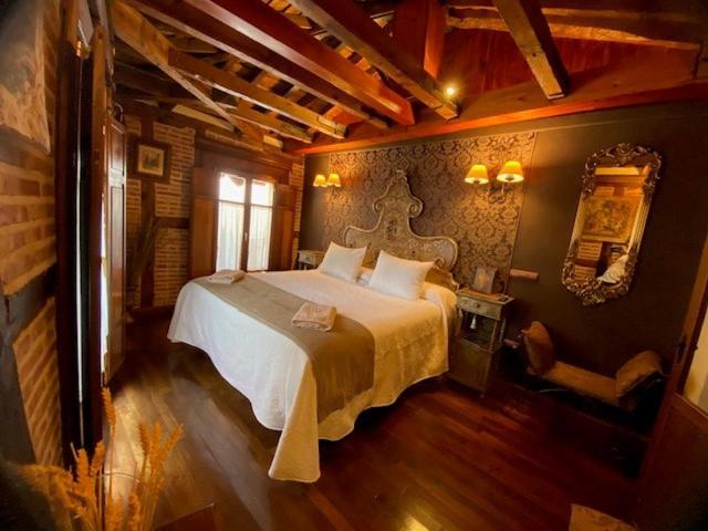 Отель Hospederia Casa De Cisneros Толедо Экстерьер фото